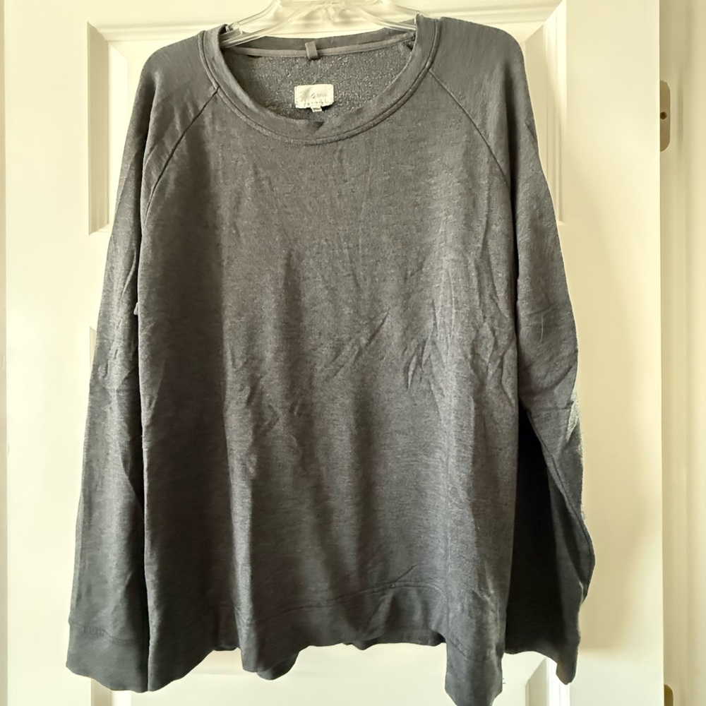 Lou & Grey women Charcoal Sweatshirt